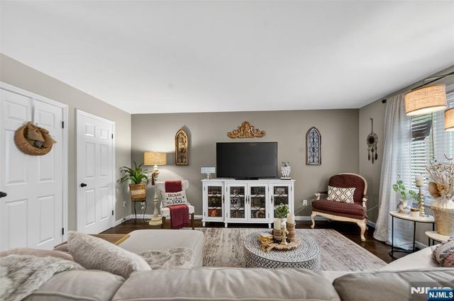 51 Sunset Court 51, Mahwah, NJ 07430