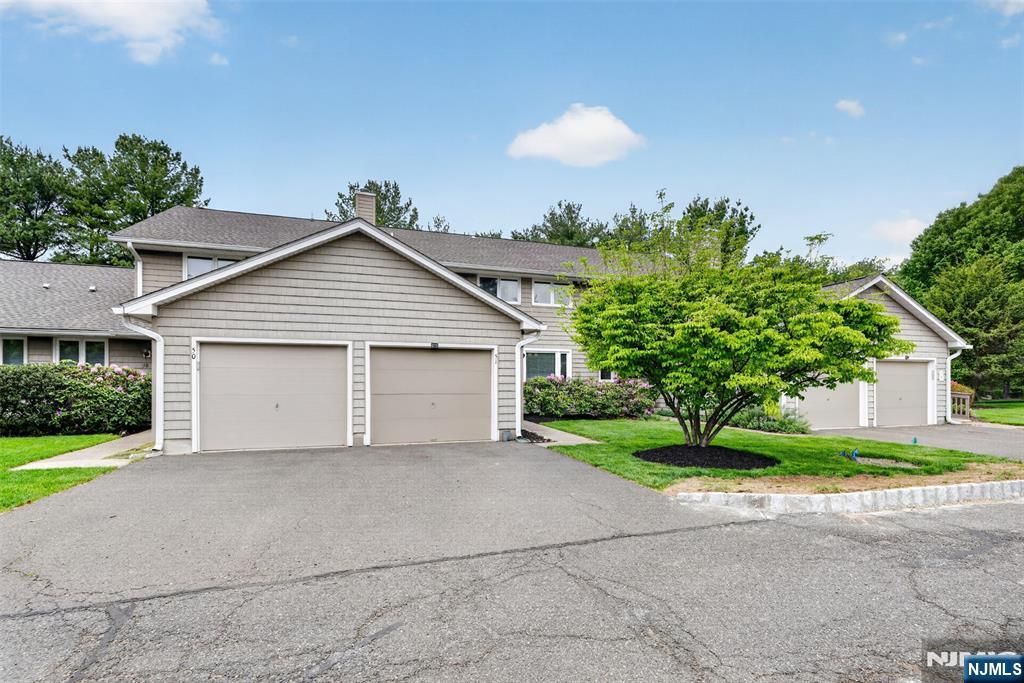 51 Sunset Court 51, Mahwah, NJ 07430