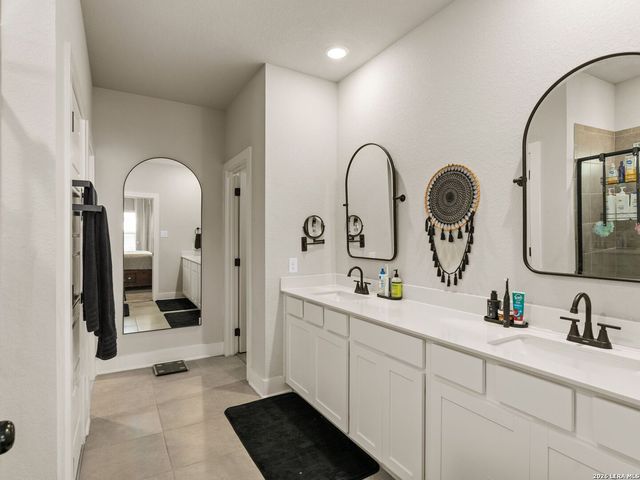 16911 Eaton Terrace, San Antonio, TX 78247