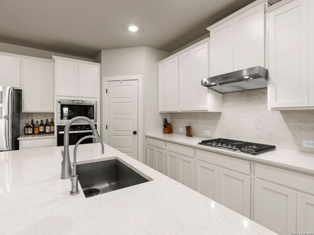 16911 Eaton Terrace, San Antonio, TX 78247