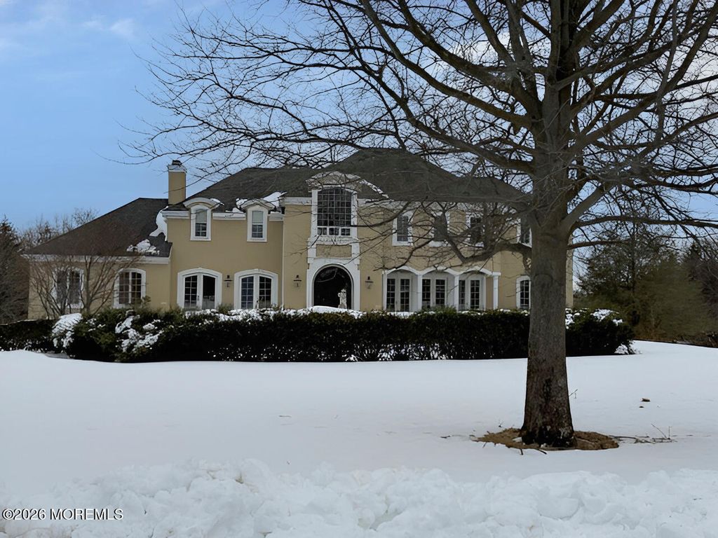 4 Country Club Lane, Colts Neck, NJ 07722