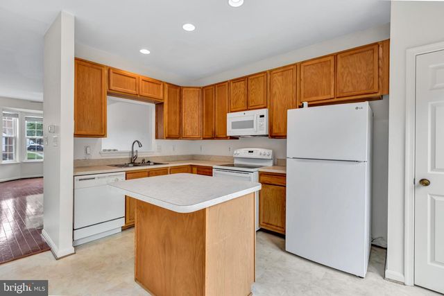 10030 TALLAHASSEE PL, Waldorf, MD 20603