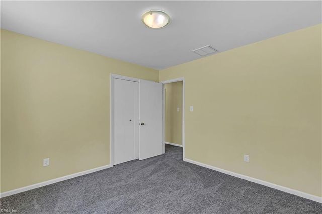 8174 Brook CT, Gloucester, VA 23061