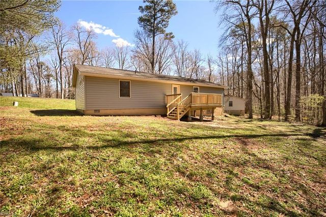 8174 Brook CT, Gloucester, VA 23061