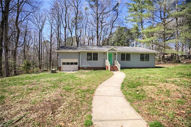 8174 Brook CT, Gloucester, VA 23061