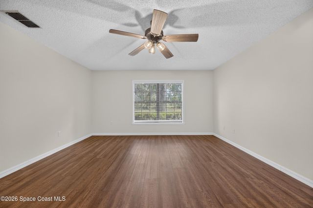 615 Thompson Road, Lithia, FL 33547