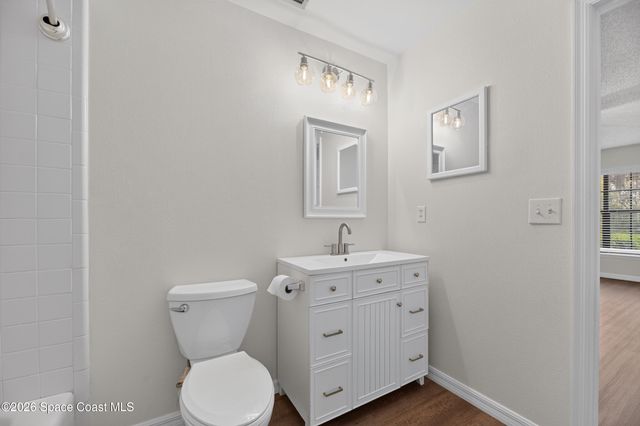 615 Thompson Road, Lithia, FL 33547