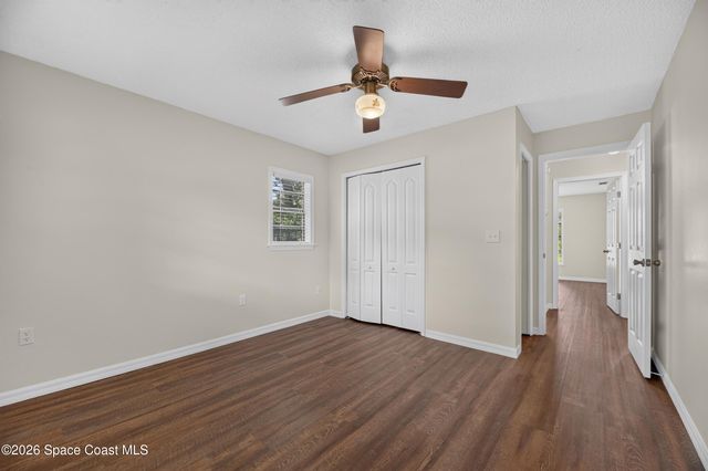615 Thompson Road, Lithia, FL 33547
