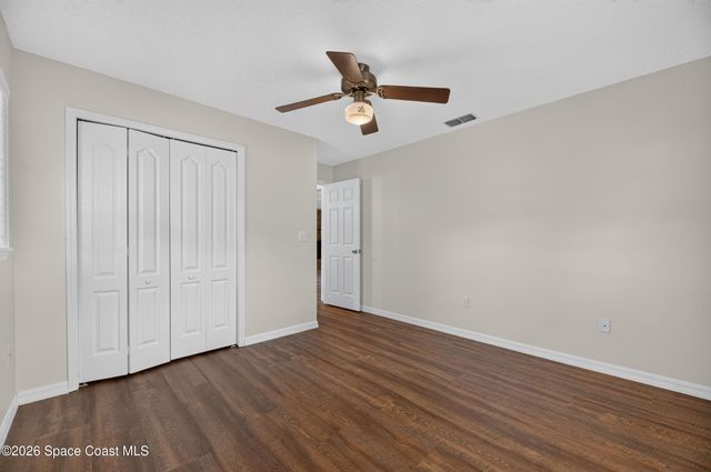 615 Thompson Road, Lithia, FL 33547