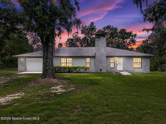 615 Thompson Road, Lithia, FL 33547