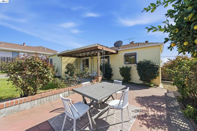 4164 Seven Hills Rd, Castro Valley, CA 94546