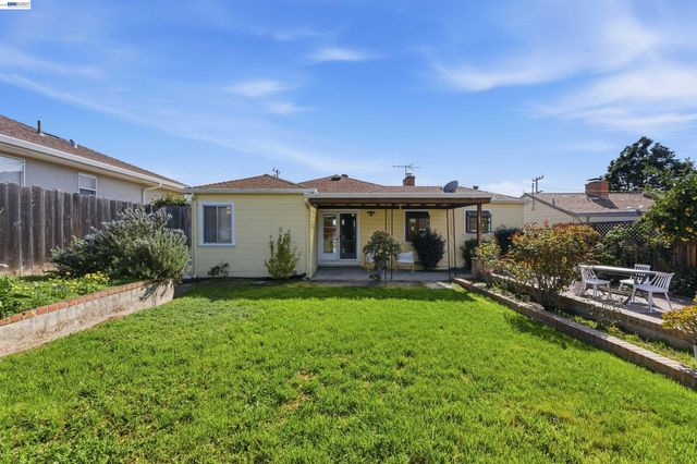 4164 Seven Hills Rd, Castro Valley, CA 94546