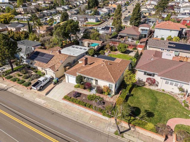 4164 Seven Hills Rd, Castro Valley, CA 94546