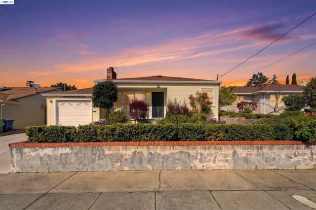 4164 Seven Hills Rd, Castro Valley, CA 94546
