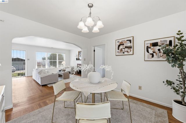 4164 Seven Hills Rd, Castro Valley, CA 94546