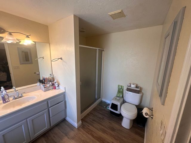 106 Victoria Way, Central Point, OR 97502