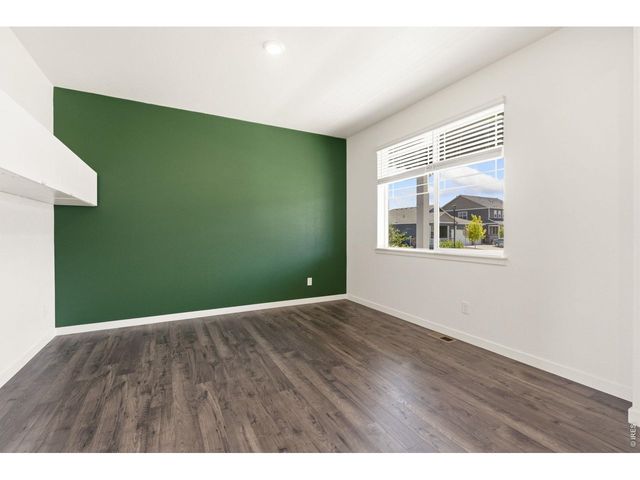 463 Thrush Pl, Johnstown, CO 80534