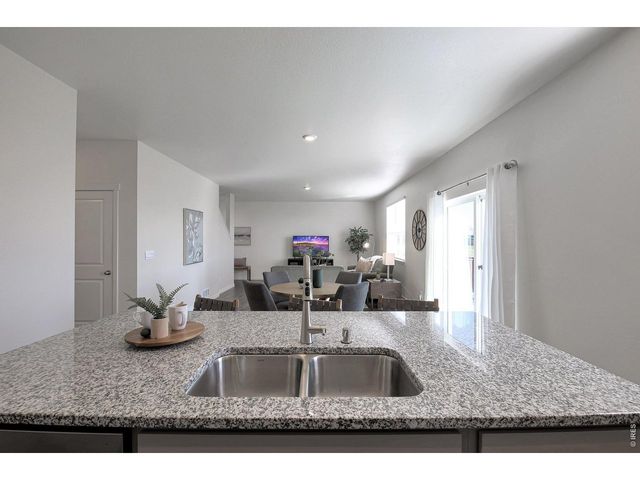 463 Thrush Pl, Johnstown, CO 80534