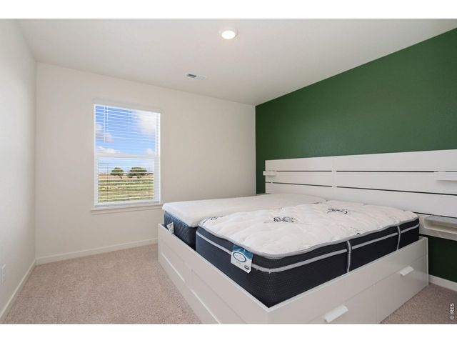 463 Thrush Pl, Johnstown, CO 80534