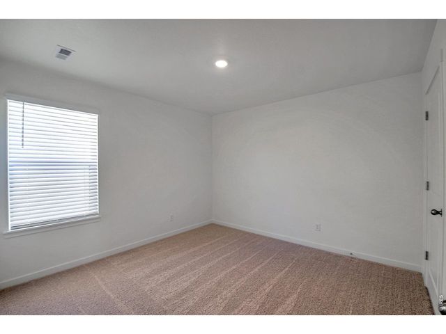 463 Thrush Pl, Johnstown, CO 80534