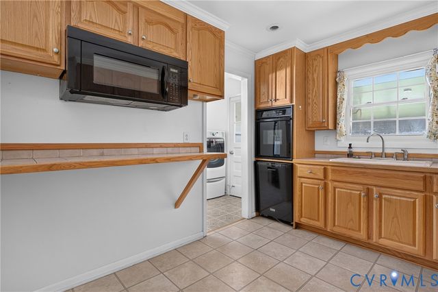 9200 Philmont Dr, Henrico, VA 23294