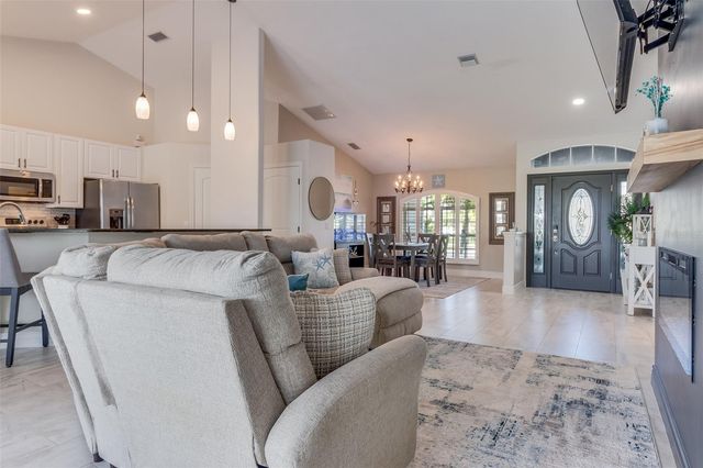 2226 CHARLESTON PARK DRIVE, North Port, FL 34287