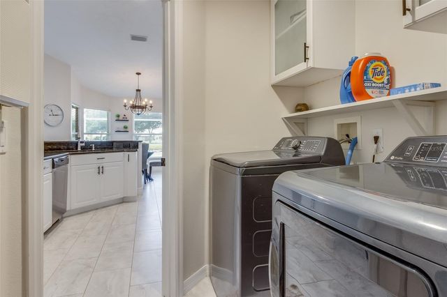2226 CHARLESTON PARK DRIVE, North Port, FL 34287