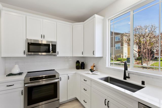 461 Caravaggio Cir, Sacramento, CA 95835