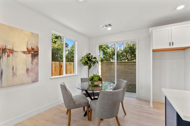 461 Caravaggio Cir, Sacramento, CA 95835