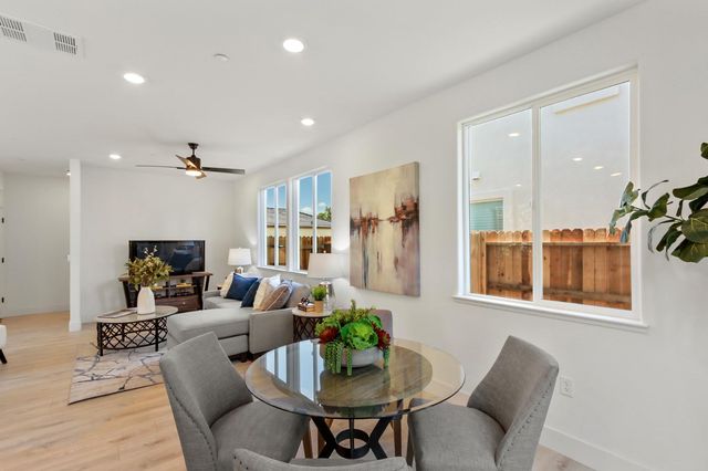 461 Caravaggio Cir, Sacramento, CA 95835