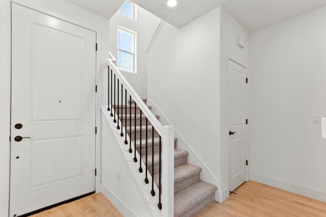 461 Caravaggio Cir, Sacramento, CA 95835