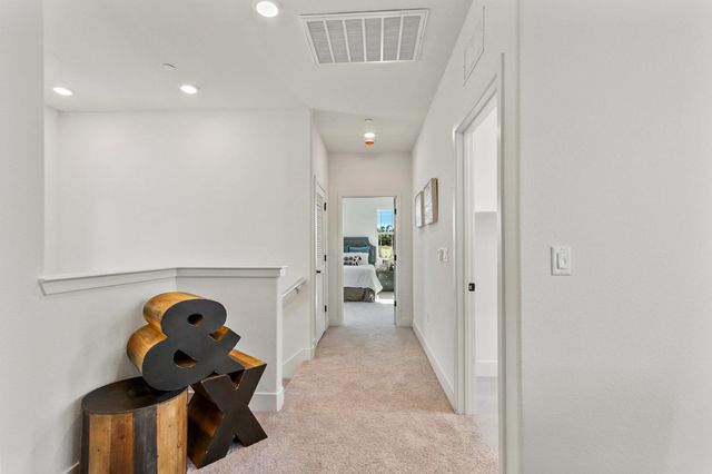 461 Caravaggio Cir, Sacramento, CA 95835