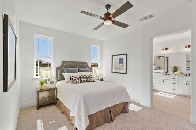 461 Caravaggio Cir, Sacramento, CA 95835