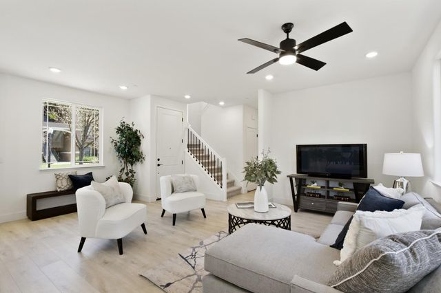 461 Caravaggio Cir, Sacramento, CA 95835