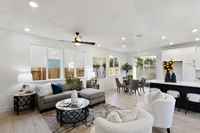 461 Caravaggio Cir, Sacramento, CA 95835