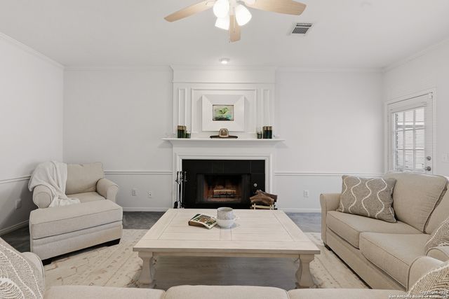 9518 Antoine Forest, San Antonio, TX 78254