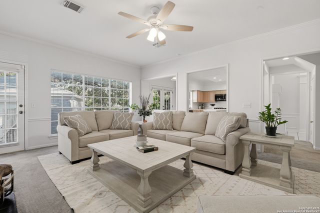 9518 Antoine Forest, San Antonio, TX 78254