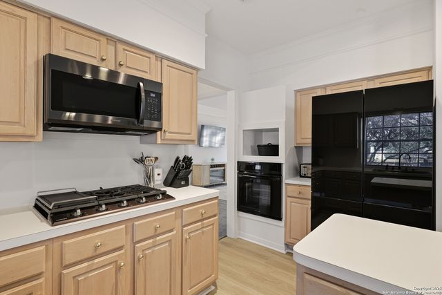 9518 Antoine Forest, San Antonio, TX 78254