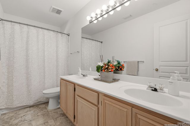 9518 Antoine Forest, San Antonio, TX 78254