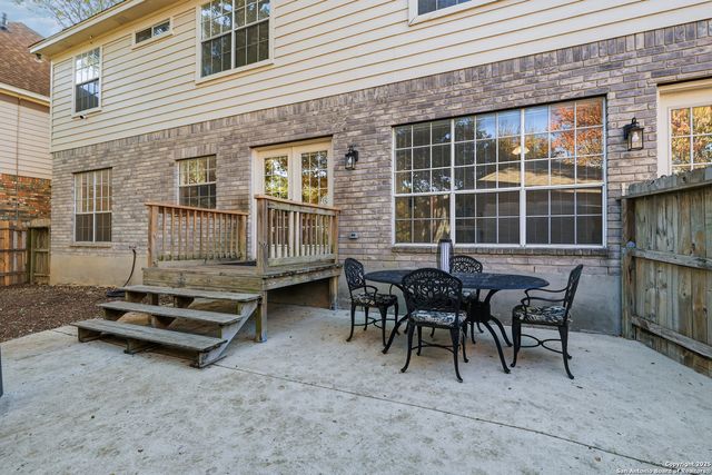 9518 Antoine Forest, San Antonio, TX 78254