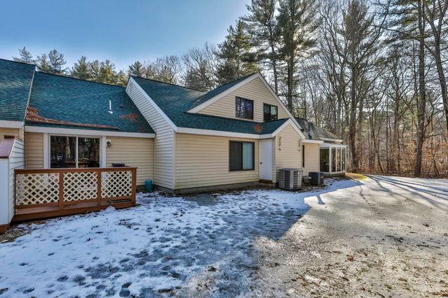 6 Dogwood Court, Atkinson, NH 03811