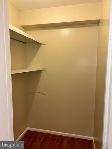 6966 HANOVER PKWY, Greenbelt, MD 20770