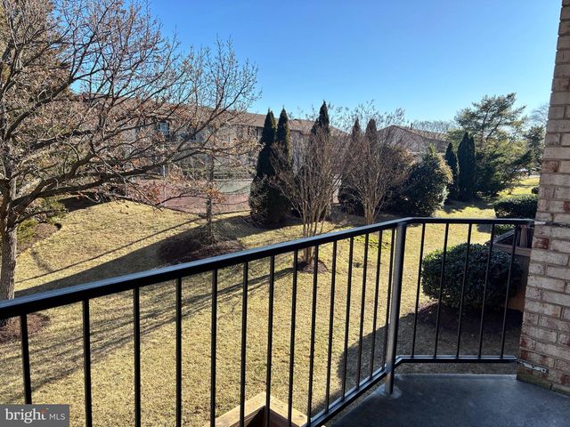 6966 HANOVER PKWY, Greenbelt, MD 20770