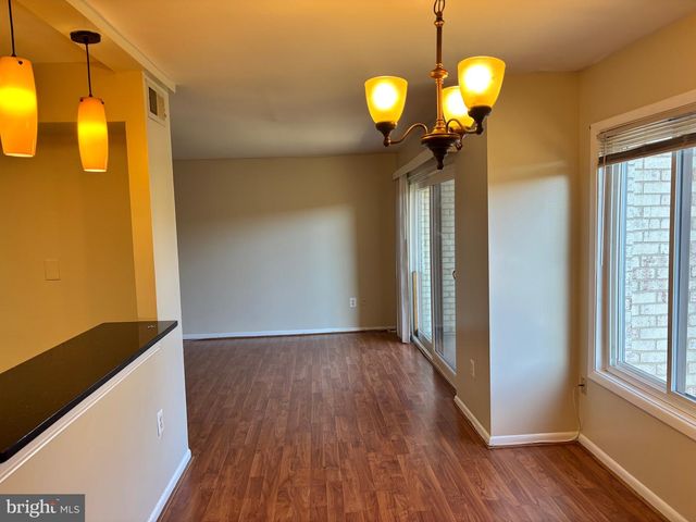 6966 HANOVER PKWY, Greenbelt, MD 20770