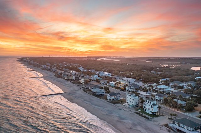 309 Palmetto Boulevard, Edisto Island, SC 29438