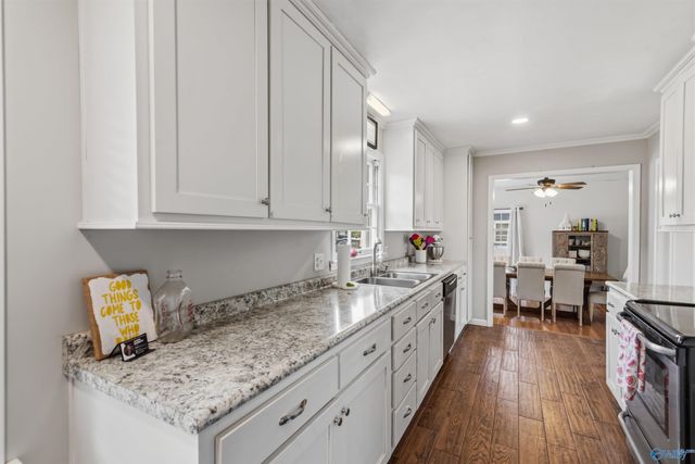 2403 SE Murphree Road, Decatur, AL 35601