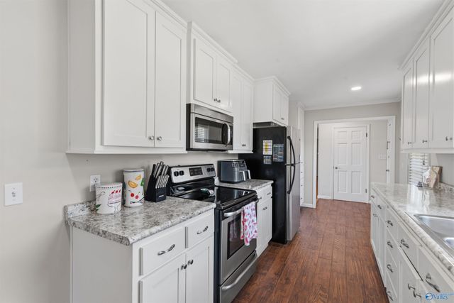 2403 SE Murphree Road, Decatur, AL 35601
