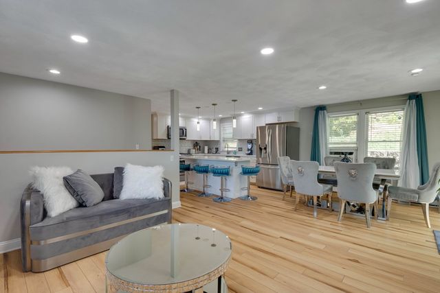 23 Lovers Leap Ave, Lynn, MA 01904
