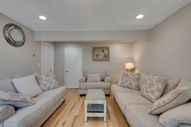 23 Lovers Leap Ave, Lynn, MA 01904