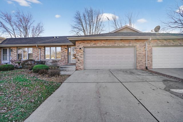 102 Wyndstone Drive, Elwood, IL 60421